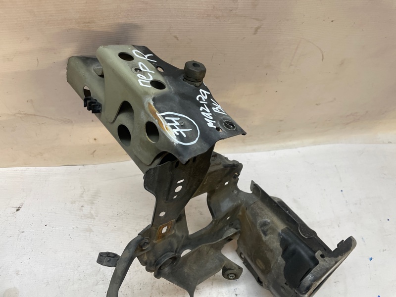 Лонжерон Mazda 3 2003-2006 BK