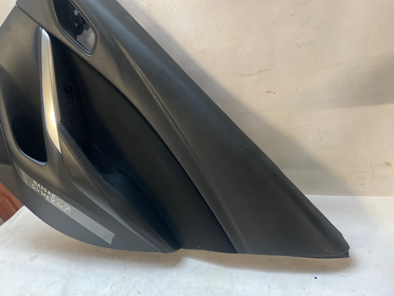 Обшивка двери Mazda Mazda6 2013-2018 GJ