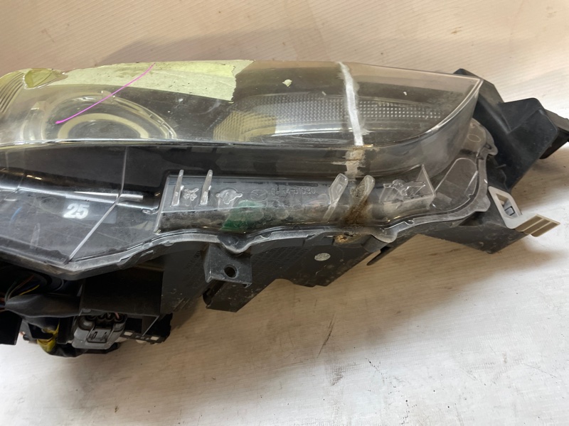 Фара Mazda 6 2013-2018 GJ
