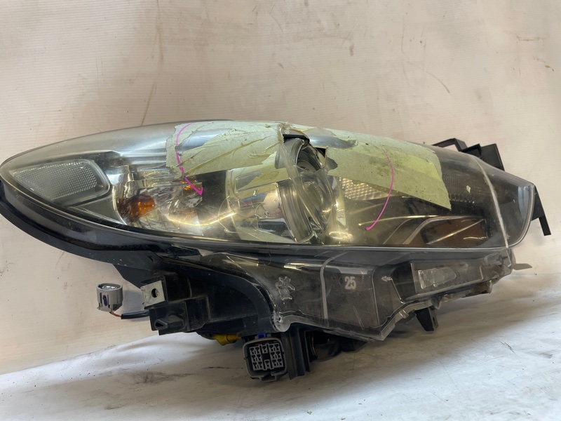 Фара Mazda 6 2013-2018 GJ