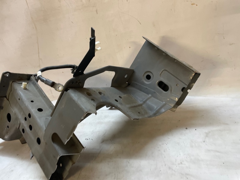 Лонжерон Nissan X-Trail 2007-2011 NT31