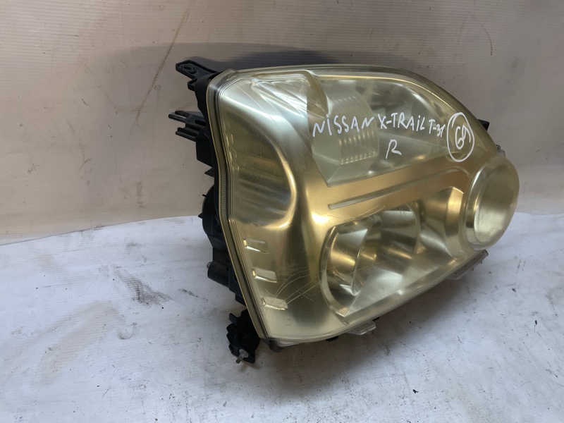 Фара Nissan X-Trail 2007-2011 NT31