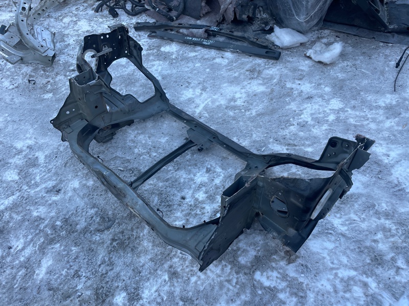 Передняя панель Nissan X-Trail 2000-2007 NT30