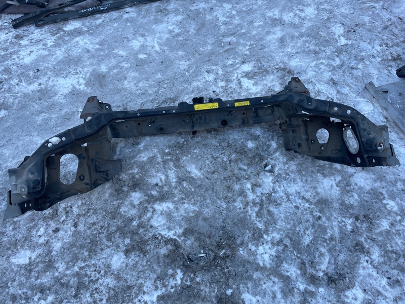 Передняя панель Nissan X-Trail 2000-2007 NT30