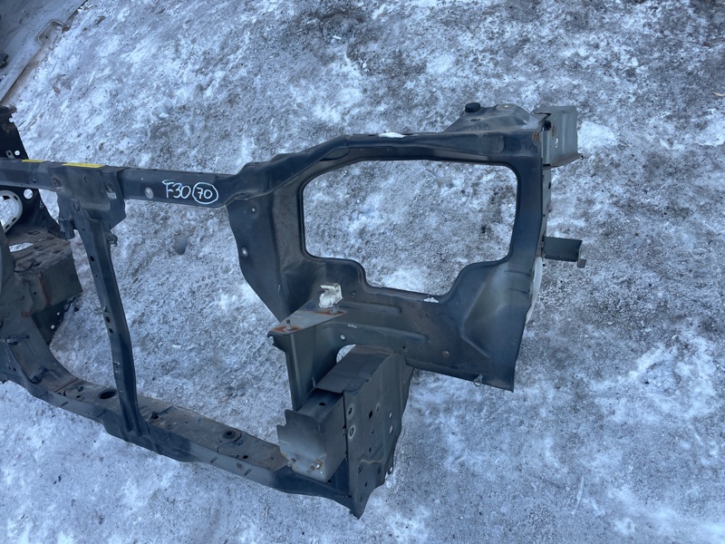 Передняя панель Nissan X-Trail 2000-2007 NT30