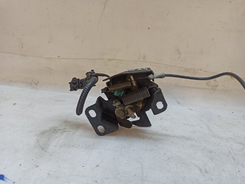Замок капота Honda Civic D4 2006-2012 FD1