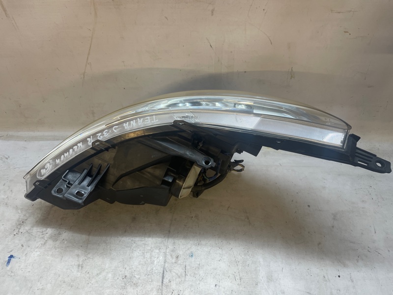 Фара Nissan Teana 2008-2011 J32