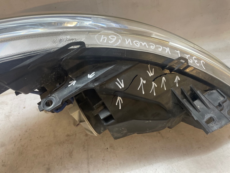Фара Nissan Teana 2008-2011 J32