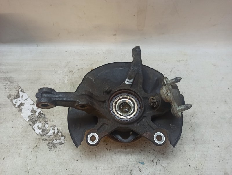 Кулак поворотный Honda Civic D4 2006-2012 FD3