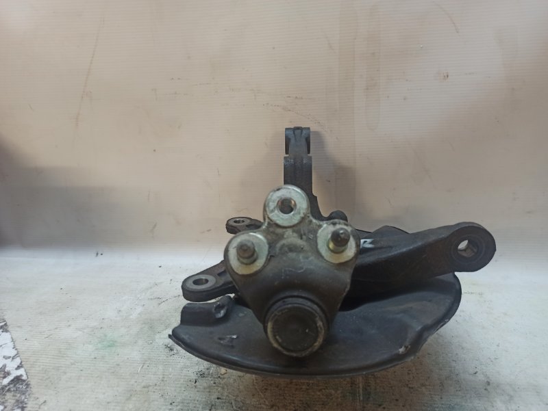 Кулак поворотный Honda Civic D4 2006-2012 FD3
