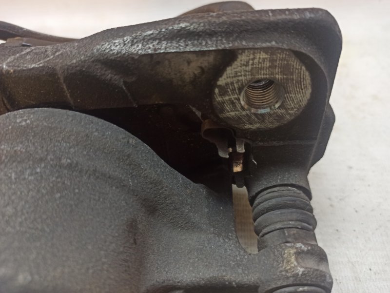 Суппорт Honda Civic D4 2006-2012 FD3