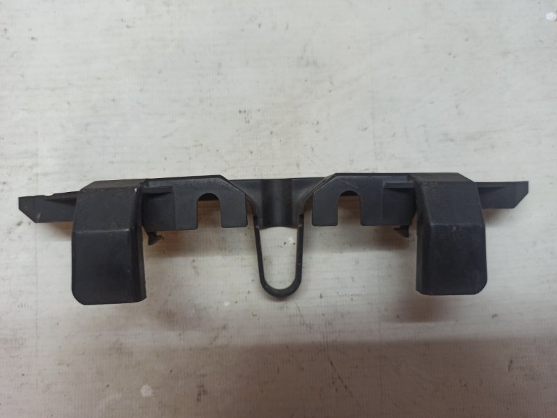 Накладка замка капота Mazda 6 2008-2011 GH
