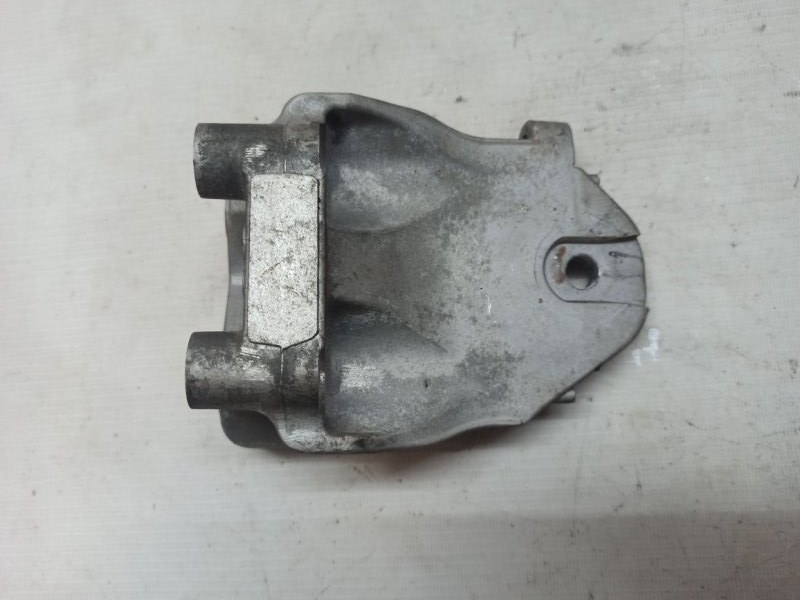 Кронштейн двигателя Nissan Teana 2008-2011 J32