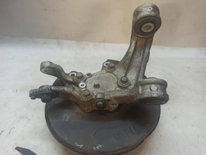 Кулак поворотный Honda Civic D4 2006-2012 FD1