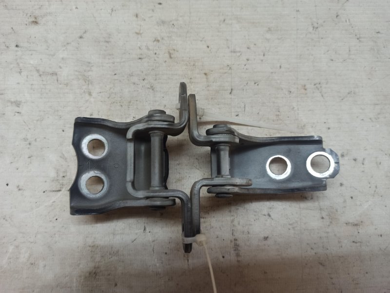 Петля двери Honda CR-V 3 2007 RE3