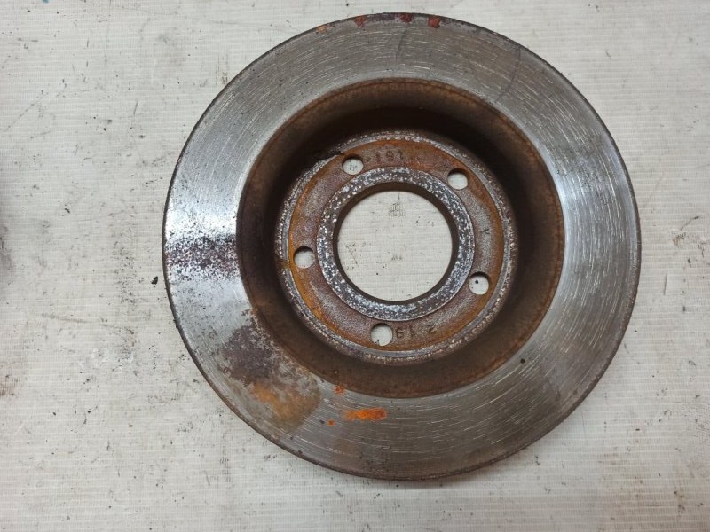 Тормозной диск Mazda 3 2008-2013 BL