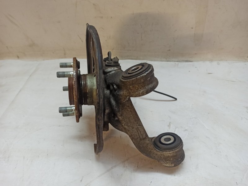 Кулак поворотный Honda Civic D4 2006-2012 FD3
