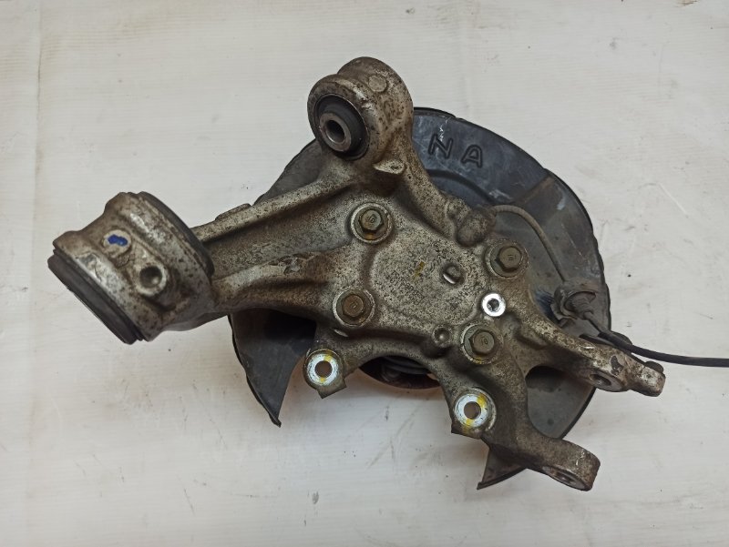 Кулак поворотный Honda Civic D4 2006-2012 FD3