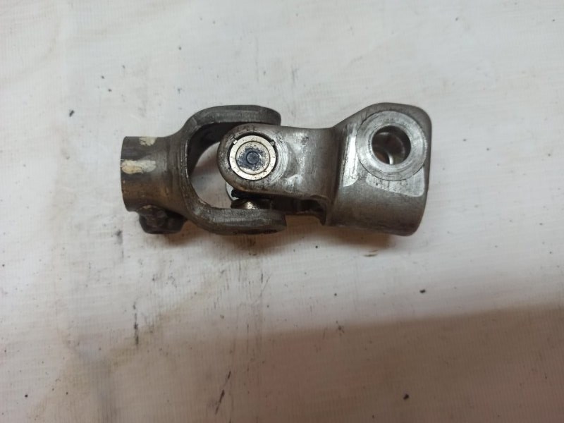 Рулевой кардан Nissan X-Trail 2001-2007 NT30