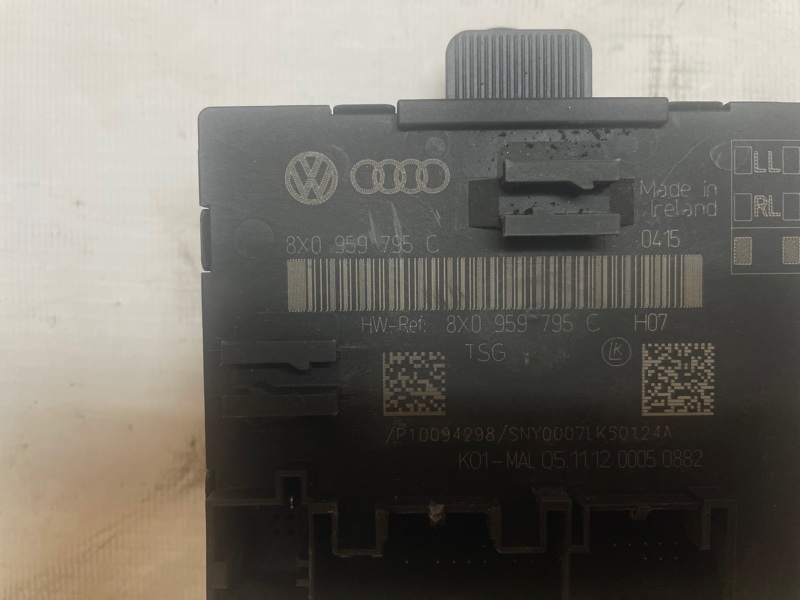 Блок комфорта Audi Q3 2013 8UB