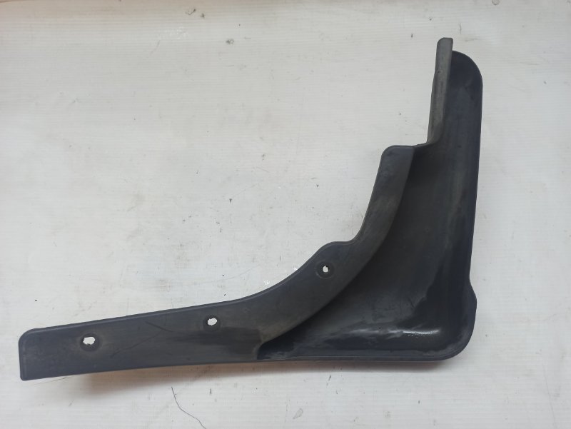 Брызговик Nissan X-Trail 2000-2007 NT30