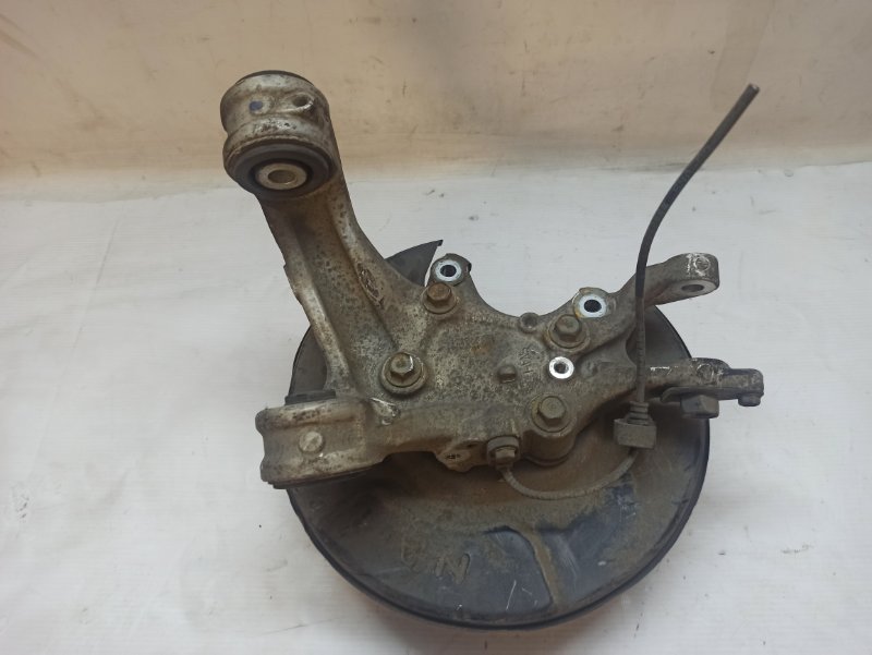 Кулак поворотный Honda Civic D4 2006-2012 FD3