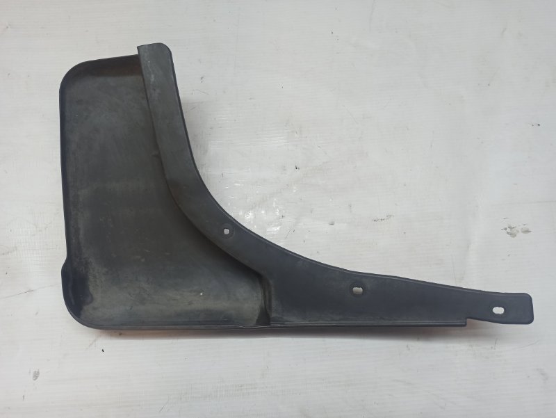 Брызговик Nissan X-Trail 2000-2007 NT30