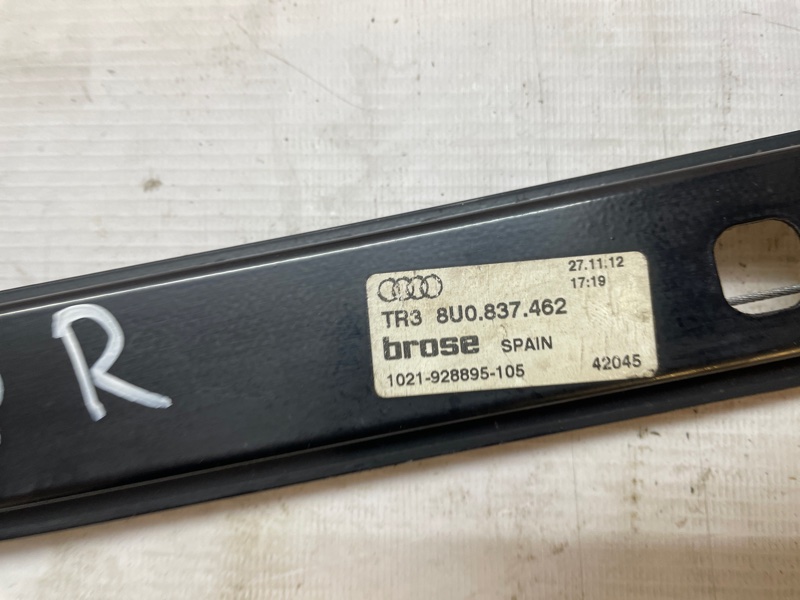 Стеклоподъемник Audi Q3 2013 8UB