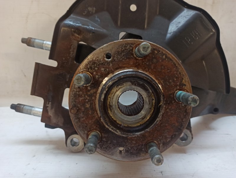 Кулак поворотный Mazda 6 2008-2011 GH