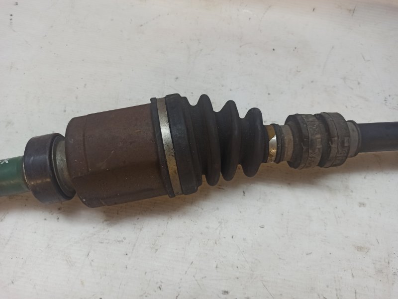 Привод Nissan X-Trail 2007-2011 NT31