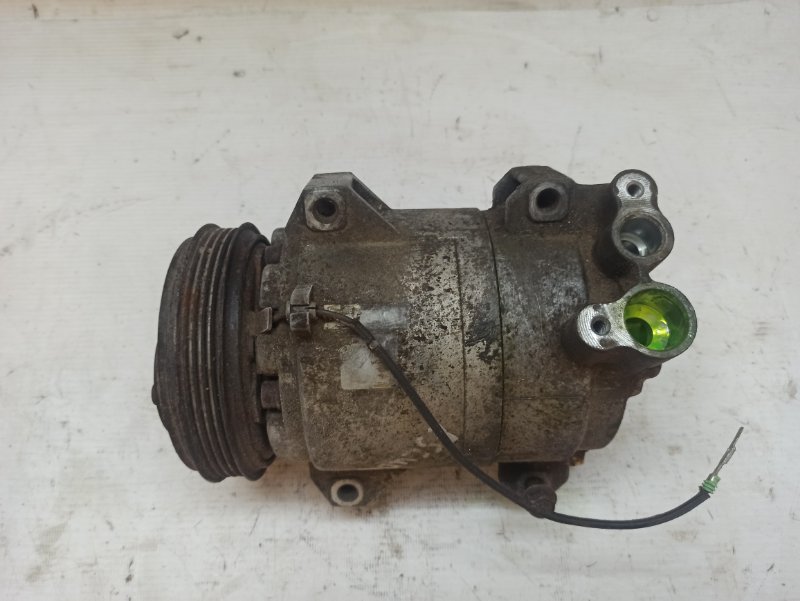 Компрессор кондиционера Suzuki Escudo 1998-2005 TA02W