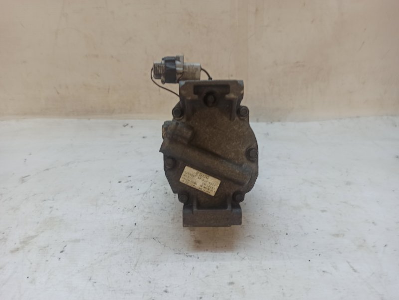 Компрессор кондиционера TOYOTA Corolla 2001-2007 E120