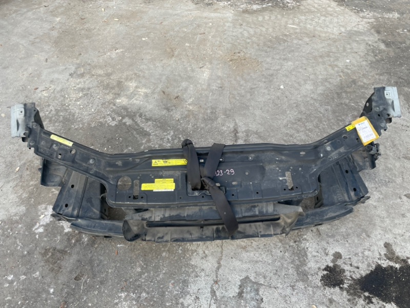 Передняя панель Volvo Xc70 2005 SZ59