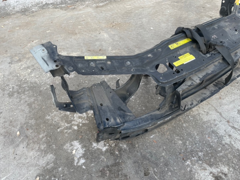 Передняя панель Volvo Xc70 2005 SZ59
