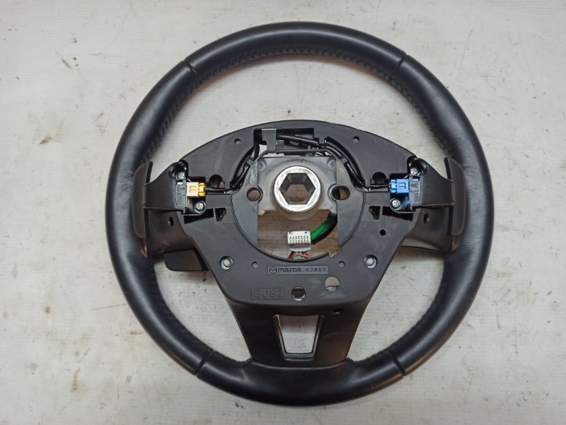 Рулевое колесо Mazda 6 2013-2018 GJ