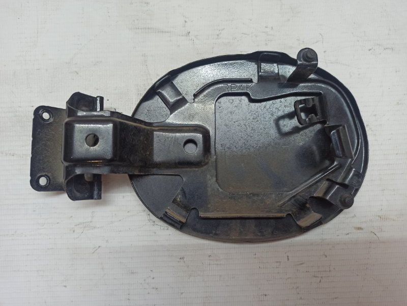 Лючок бензобака Mazda 3 2003-2006 BK