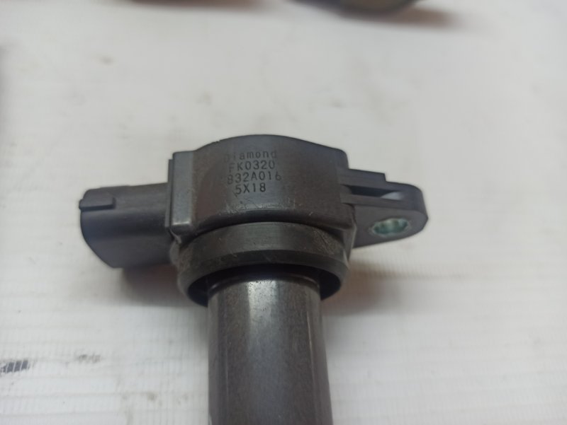 Катушка зажигания Mitsubishi Outlander 2005-2012 CW5W
