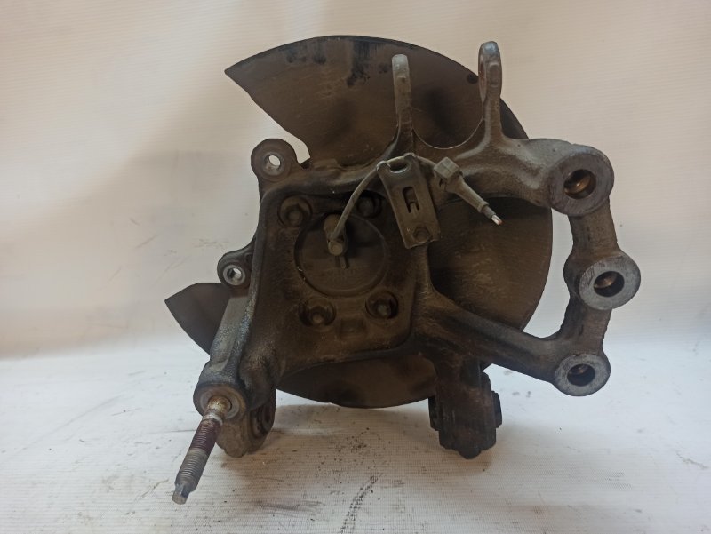 Кулак поворотный Mazda 6 2013-2018 GJ