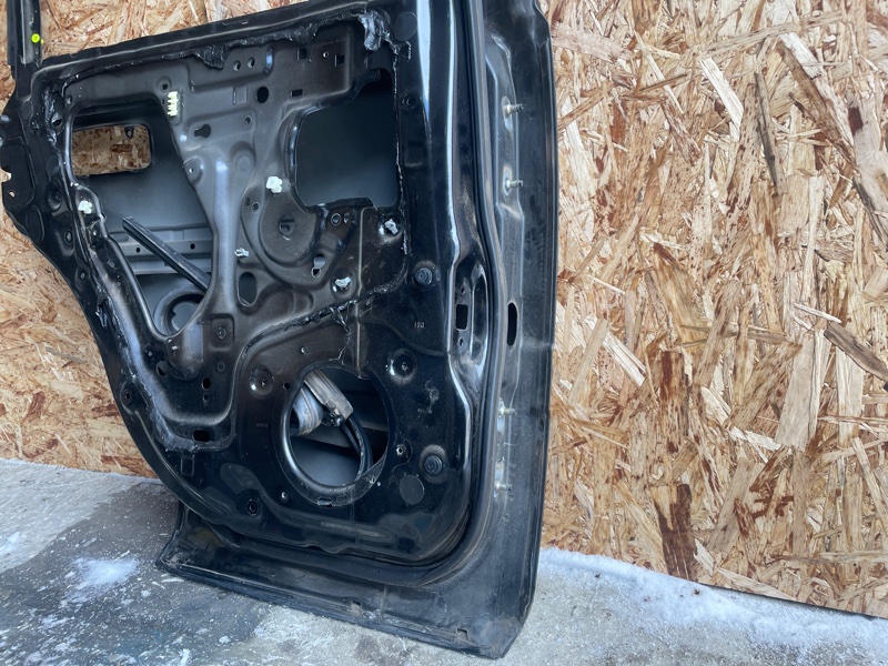 Дверь Nissan X-Trail 2000-2007 NT30