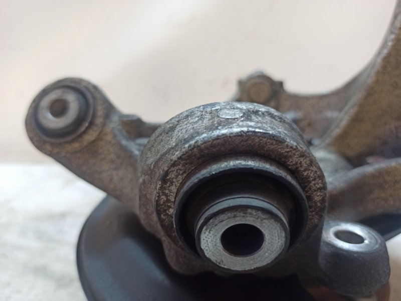 Кулак поворотный Honda Accord 8 2010 CU2