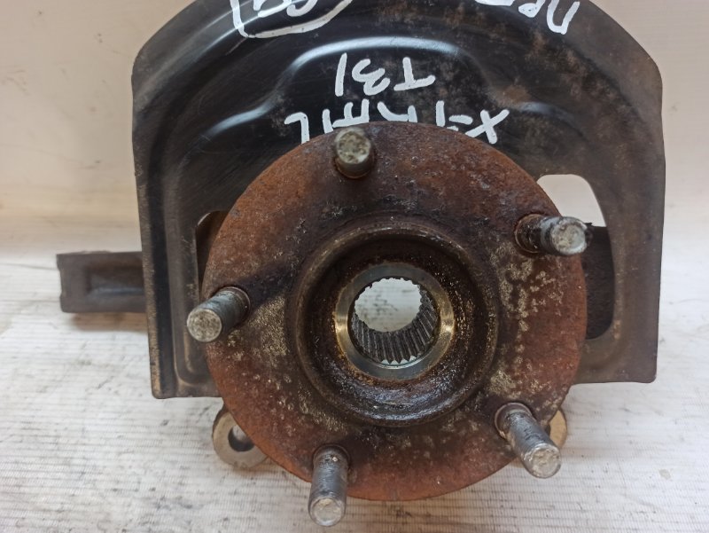 Кулак поворотный Nissan X-Trail 2007-2011 NT31