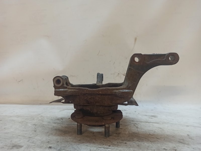 Кулак поворотный Nissan X-Trail 2007-2011 NT31