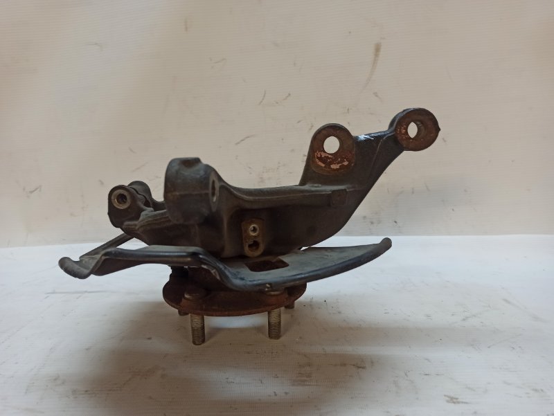Кулак поворотный Mazda 6 2013-2018 GJ