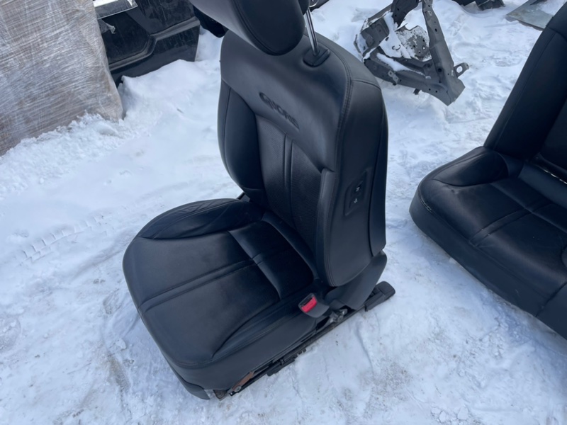 Сиденье Kia Quoris 2014 KH