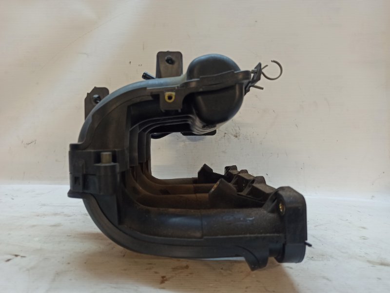 Впускной коллектор Nissan X-Trail 2000-2007 NT30