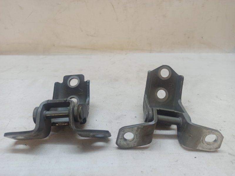 Петля двери Mazda Mazda6 2013-2018 GJ