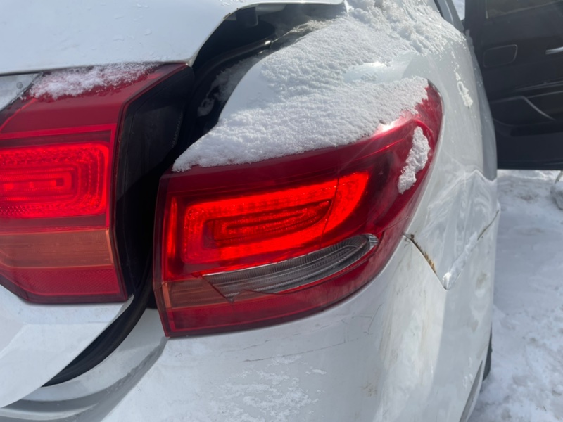 Фонарь Kia Quoris 2014 KH