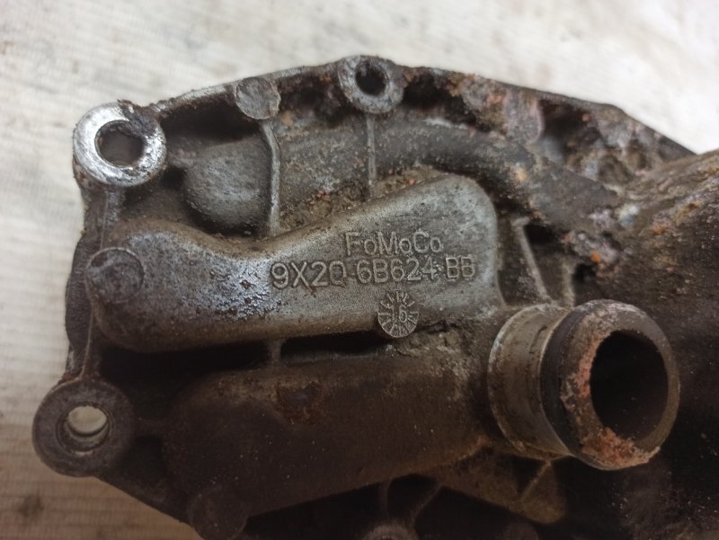 Корпус масляного фильтра Land Rover Range Rover Sport 2005-2013 L320