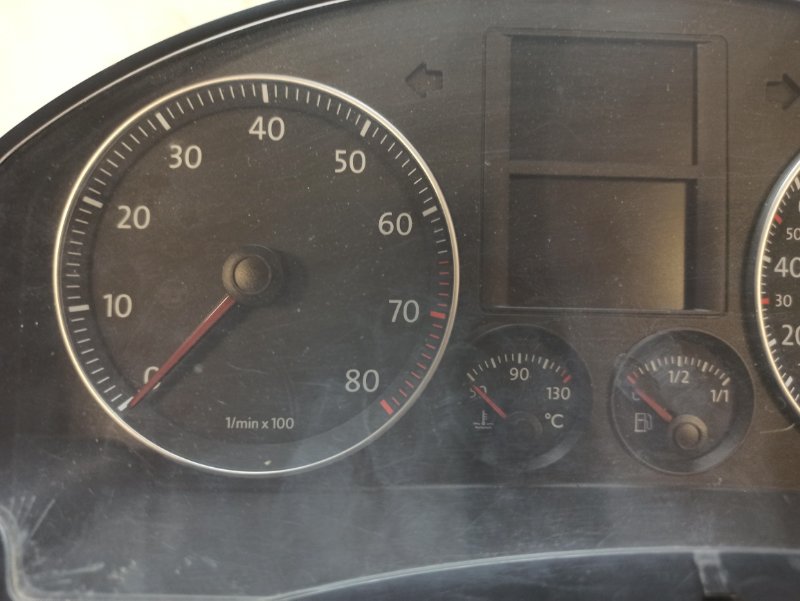 Панель приборов Volkswagen Golf 5 2003-2009 1K1