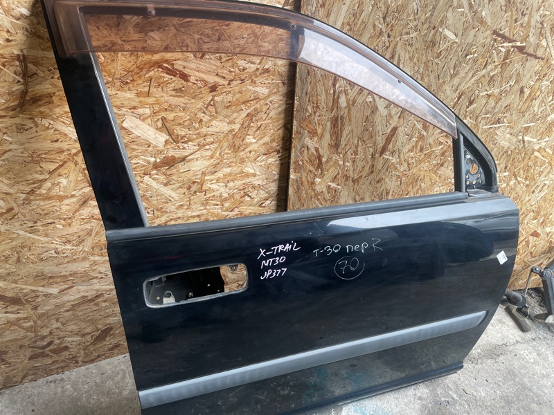 Дверь Nissan X-Trail 2000-2007 NT30